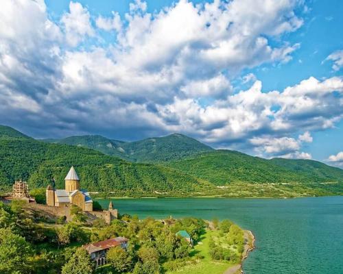 Trip to Zhinvali lake and Ananuri fortress | Enterprise.ge